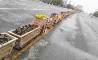  合金装备高跟鞋,roush是什么牌子？
